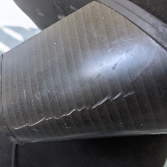 Soft fall heels - Picture 3 of 7